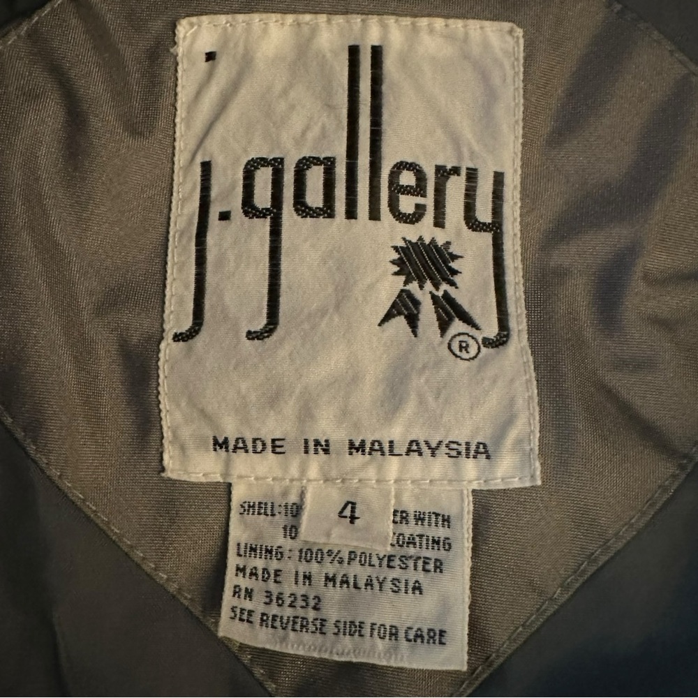 Vintage Green Trench Coat - Picture 8 of 10